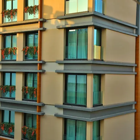 Hotel In The Middle Antalya